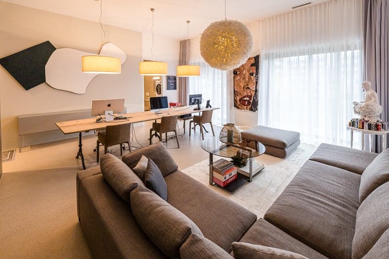 Flexible studio with high-quality interior design (1)