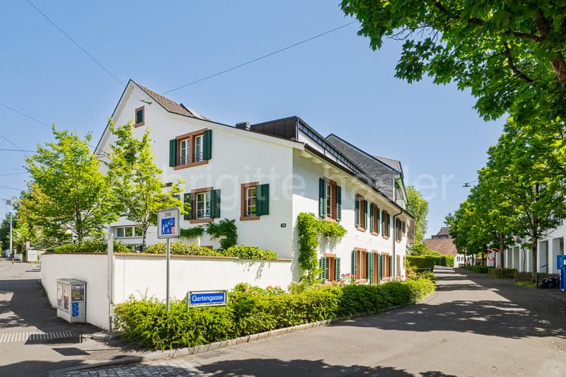 4.5-room maisonette apartment in a historic building (renovated) in the center of Riehen (1)