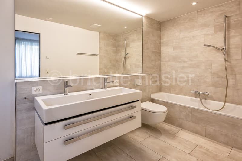 Appartamento di 5 locali in proprietà con giardino privato in una posizione tranquilla e verde (10)