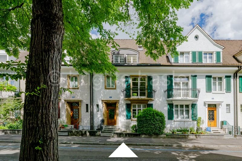 Casa di città di 8 stanze in un quartiere residenziale molto richiesto a Bachletten (2)