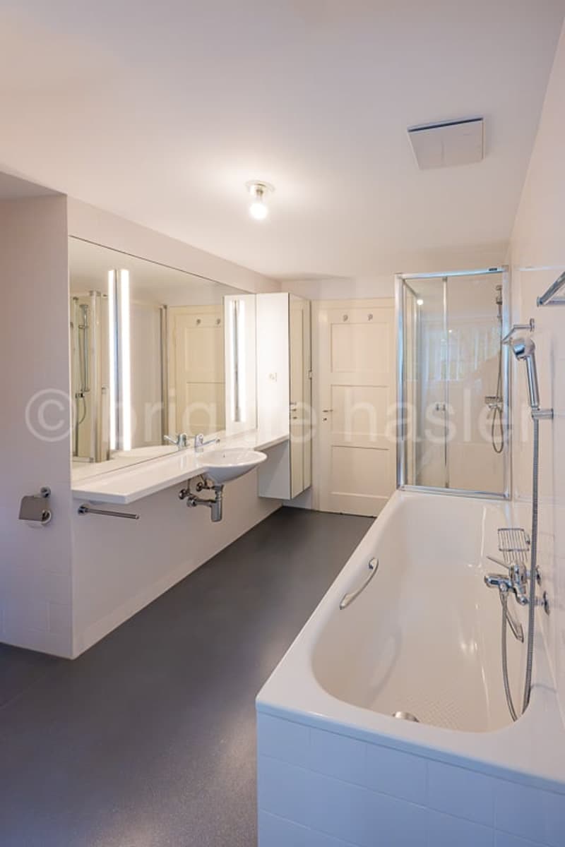 Casa di città di 8 stanze in un quartiere residenziale molto richiesto a Bachletten (11)