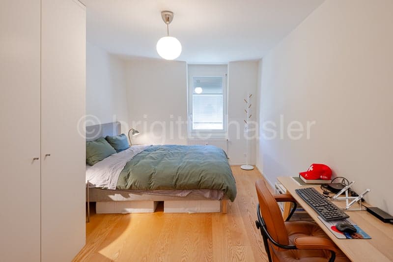 Stilvolle, sanierte 4.5-Zimmer-Eigentumswohnung (2.OG) an beliebter Lage unweit des Schützenmattpark (10)