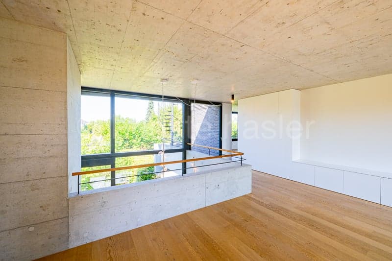 Moderne Designer-Liegenschaft mit Pool  an exklusiver Lage auf der Binninger Höhe (8)