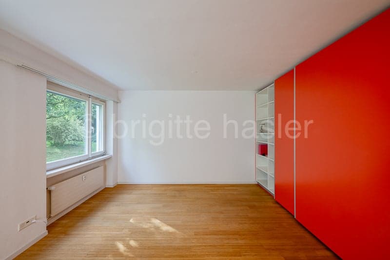 Grosses Zimmer