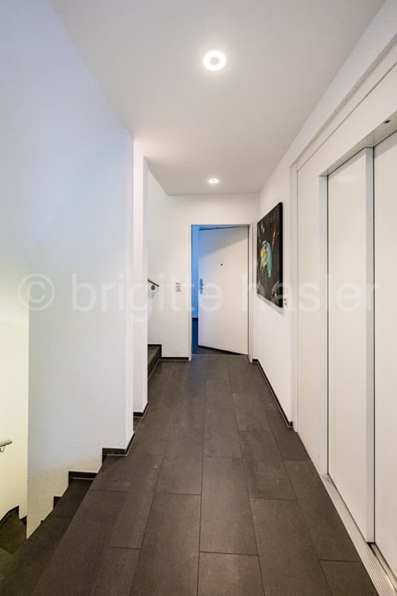 5-Zi-Wohnung mit grossem Garten (inkl. variabel nutzbarem 1-Zi-Studio) an beliebter Wohnlage (4)