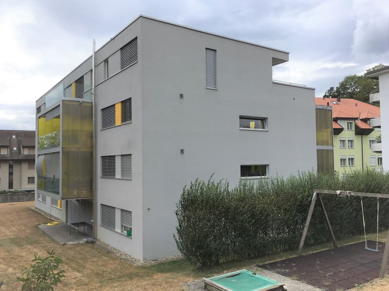 Charmante 2.5-Zimmer-Wohnung mit Balkon in Hägendorf (1)