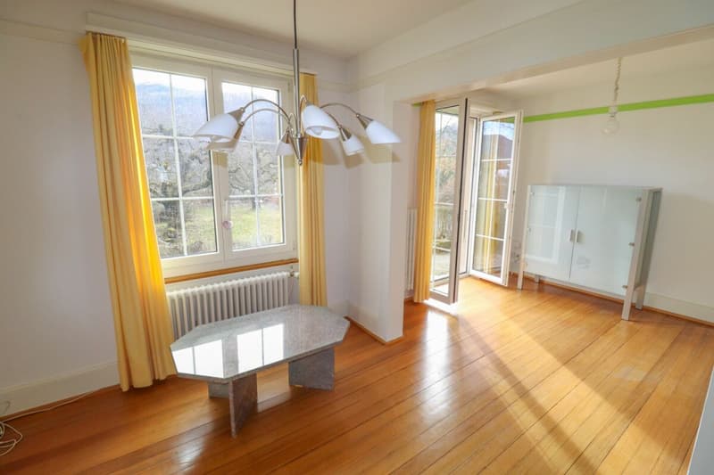 8.5-room house, also usable as a multi-generation house, on 1,441 m2 of land with building land reserve (5)