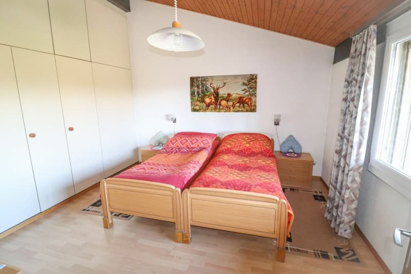 5.5-room single-family house with winter garden and additional building on 1,091 m2 large plot (8)