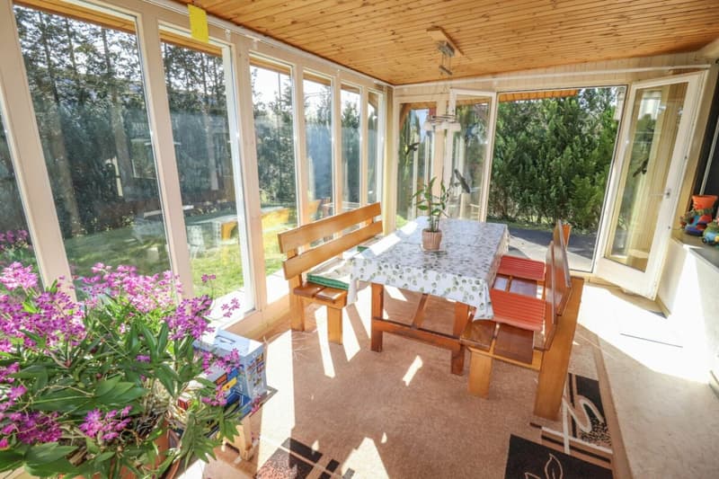 5.5-room single-family house with winter garden and additional building on 1,091 m2 large plot (10)