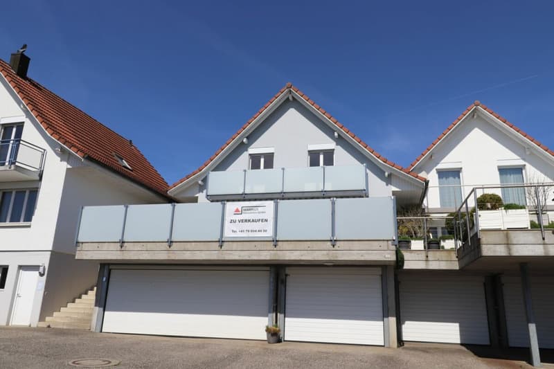 Maison unifamiliale 4.5 pièces avec salle de hobby et grande terrasse avec vue panoramique fantastique sur les Alpes (16)