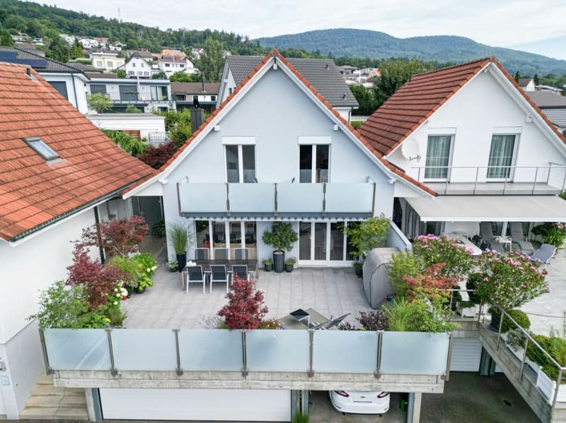 Spacious 4.5-room single-family home with large terrace and fantastic panoramic view of the Alps (3)