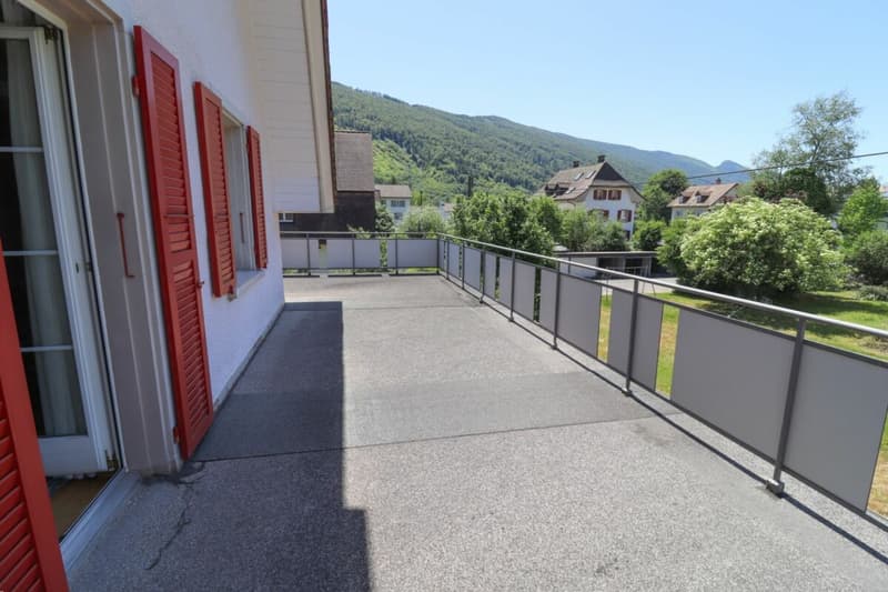 Spacious 5.5-room detached house with large terrace (11)