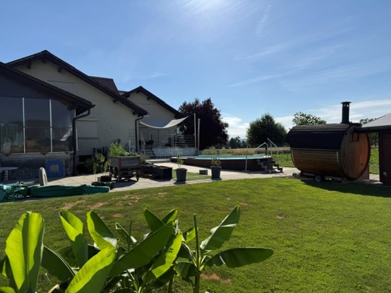Two residential houses on a 1748 m2 plot in Schwadnerau (2)