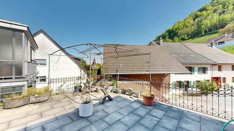 Unique lover's object with spacious garage / workshop (5)