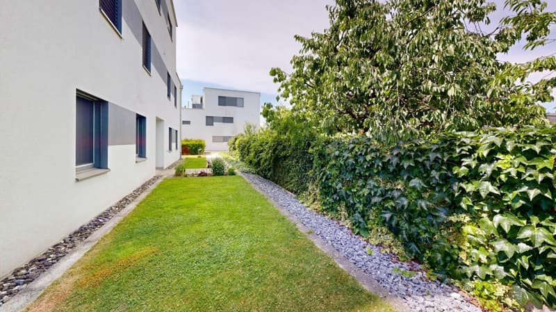 3.5-room garden apartment with exclusive 245 m² garden and covered terrace (16)