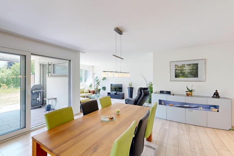 3.5-room garden apartment with exclusive 245 m² garden and covered terrace (1)