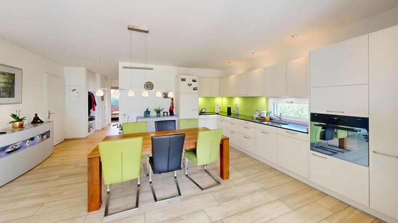 3.5-room garden apartment with exclusive 245 m² garden and covered terrace (4)