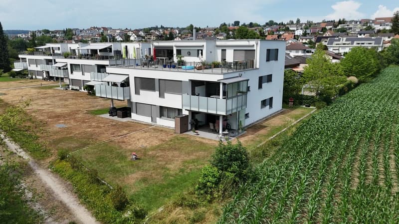 3.5-room garden apartment with exclusive 245 m² garden and covered terrace (21)
