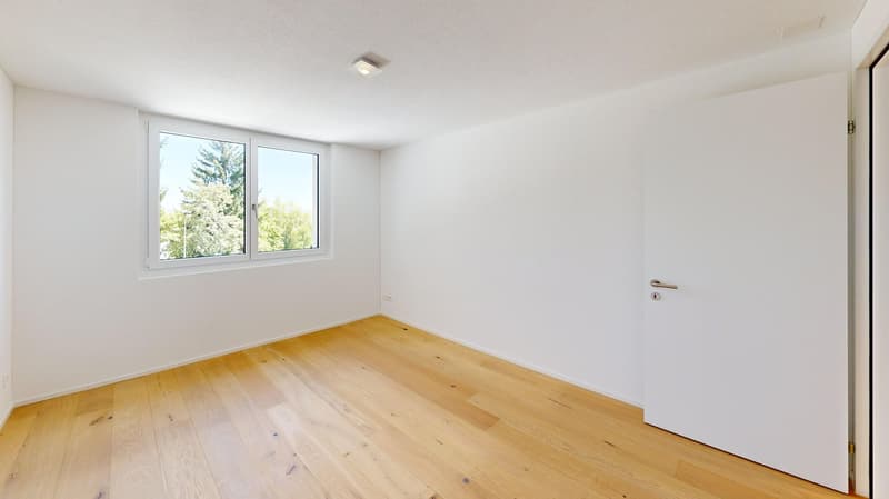 3.5-room garden apartment with 242 m² private garden and separate house entrance (7)