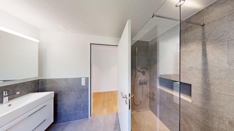 3.5-room garden apartment with 242 m² private garden and separate house entrance (10)