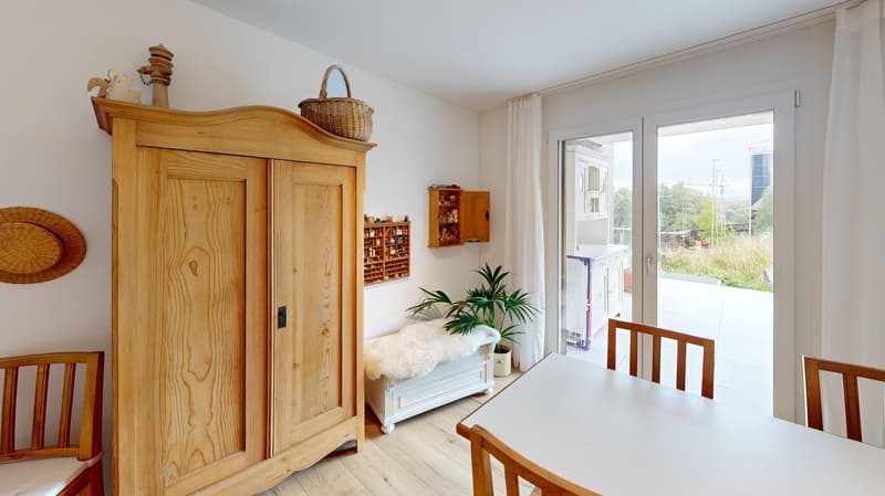 Neuwertig & vielseitig: Eigentumswohnung mit Balkon und 2 Sitzplätzen (9)