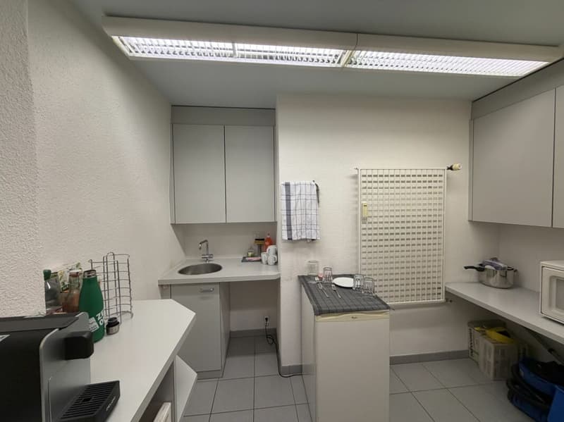 Espace de bureau/commercial attractif au cœur de la vieille ville de Thoune (4)