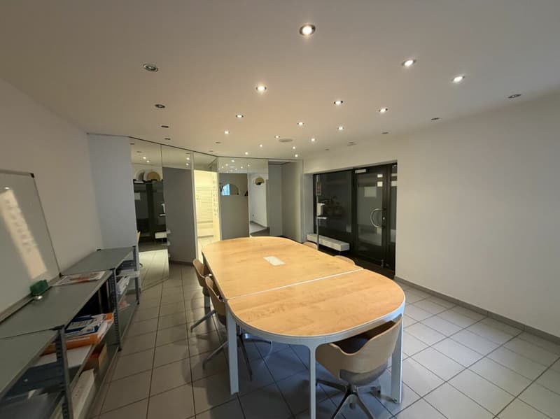 Espace de bureau/commercial attractif au cœur de la vieille ville de Thoune (3)