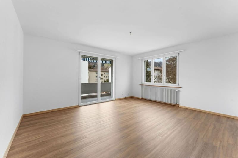 4-Zimmer-Wohnung an ruhiger Lage mit Balkon (2)