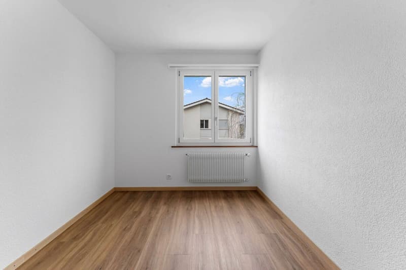 4-Zimmer-Wohnung im Hochparterre mit Balkon zu vermieten (5)