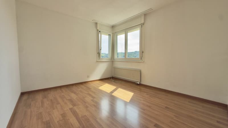 Schöne Aussichten! Helle und gemütliche Wohnung im 7. OG mit toller Bergsicht! (16)