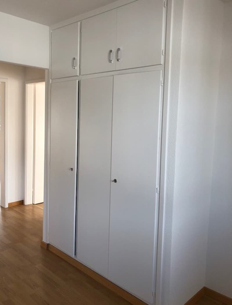 Korridor mit Wandschrank