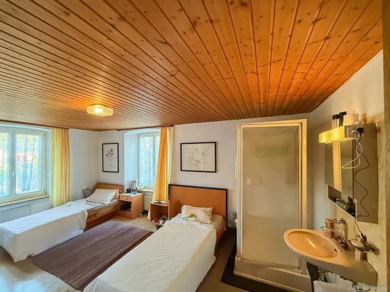 2. OG Gäste Doppelzimmer mit Dusche