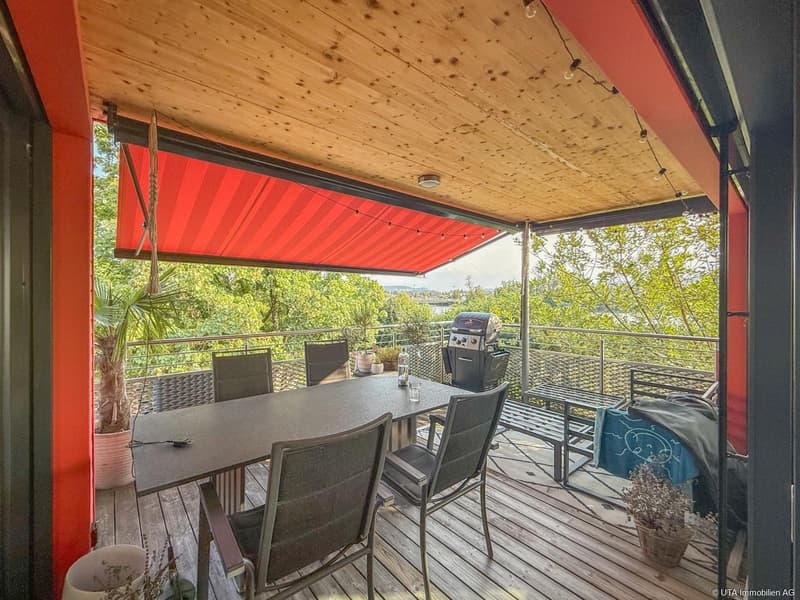 Balkon OG