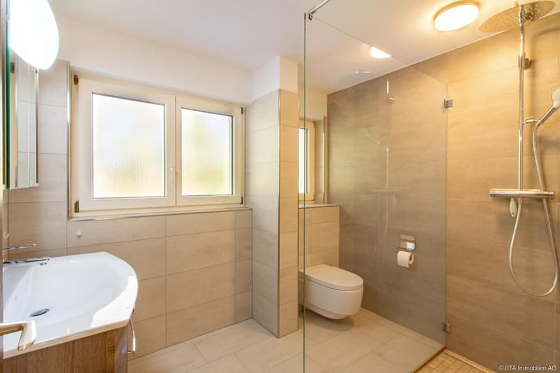 Dusche/WC - Halbstock