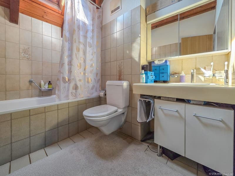 Badezimmer im DG