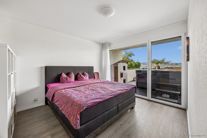 traumhafte 4.5-Zimmer-Terrassenwohnung an erhöhter Wohnlage (12)