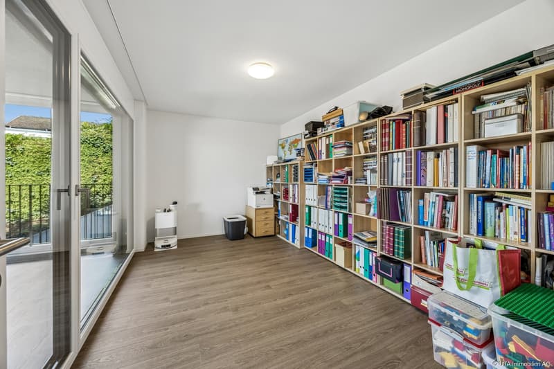 Büro (Zimmer 2)