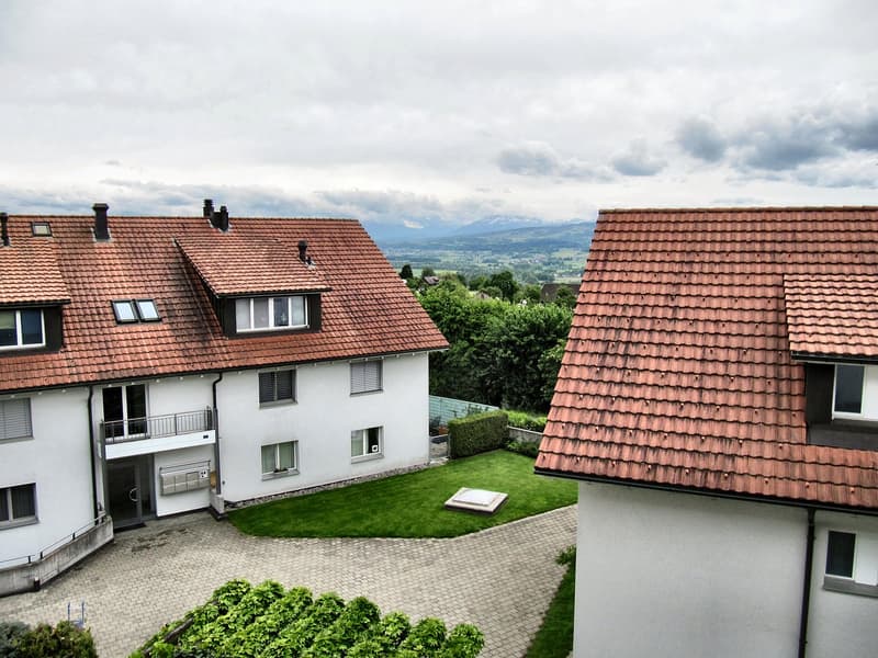 Helle 4.5-Zimmer-Wohnung mit Balkon und herrlicher Aussicht in Oberwil-Lieli (10)
