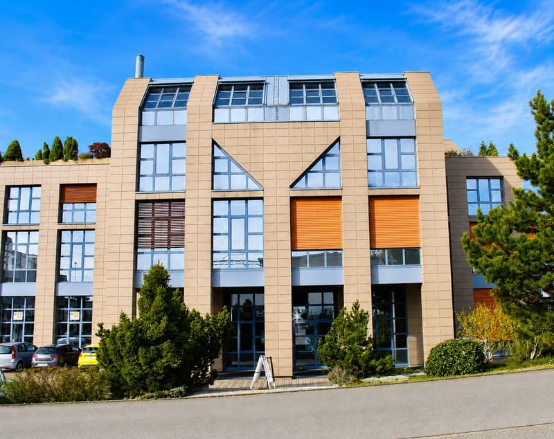 Räume für Büro, Atelier, Therapieraum, Yogakurse, Photo-Shooting, Künsteratellier (1)