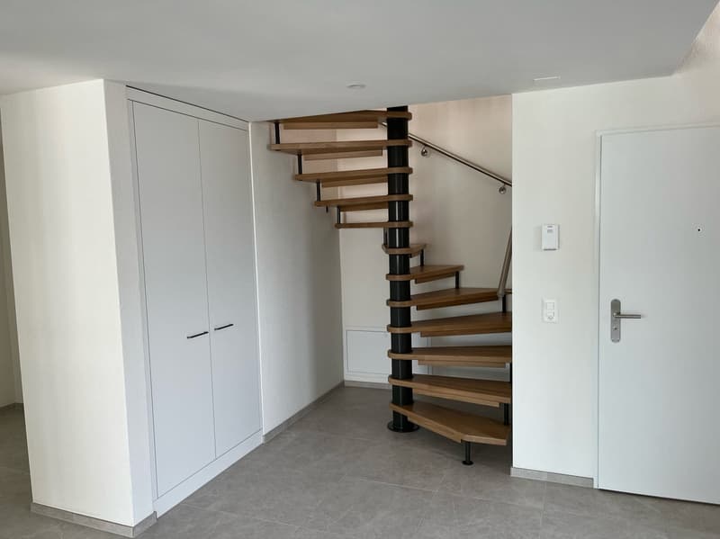 Moderne 3½-Zimmer-Duplex Dachwohnung mit Galerie (8)