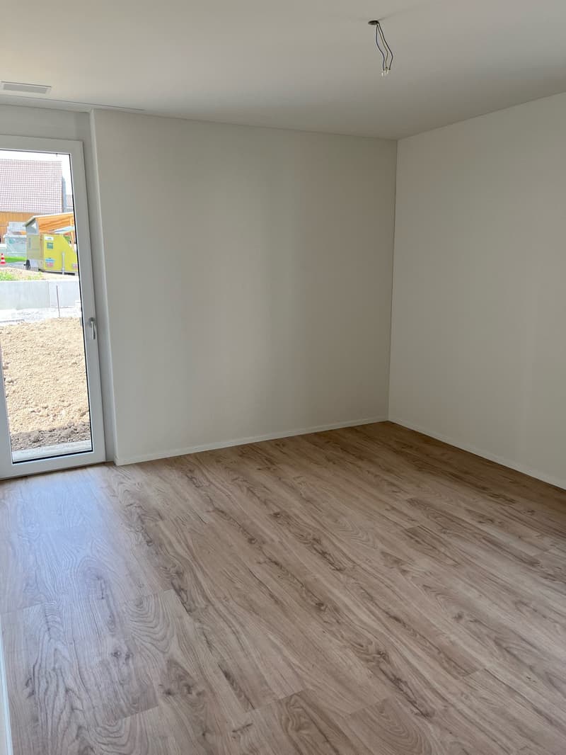 Attraktive, moderne (fast neue) 3½ Zimmerwohnung (8)