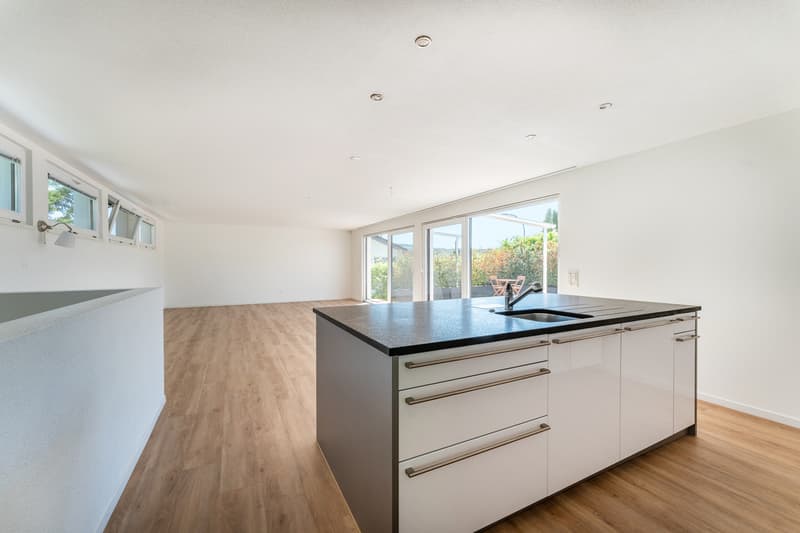 Modernes Familienhaus mit viel Platz und hoher Wohnqualität (3)