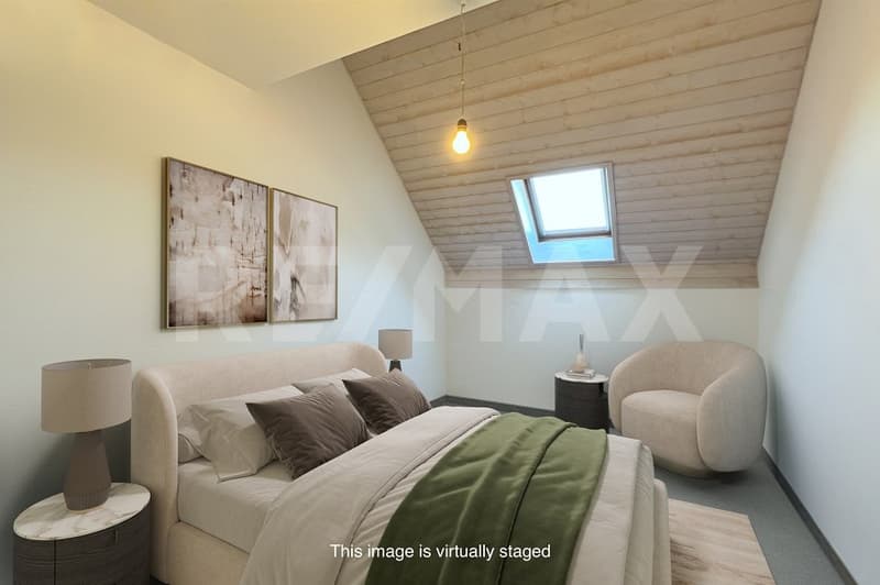 Appartamento mansardato luminoso 4.5 locali con balcone in una posizione tranquilla (5)