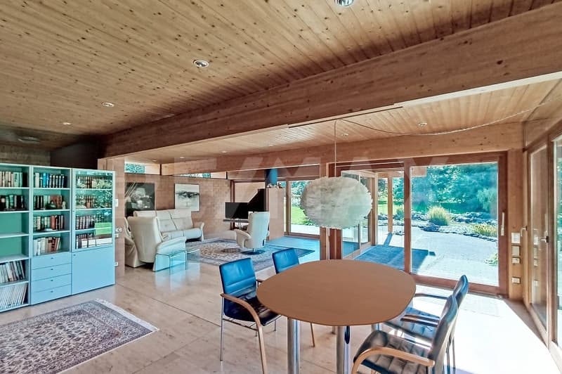 Elegant living with indoor pool and dream garden (4)