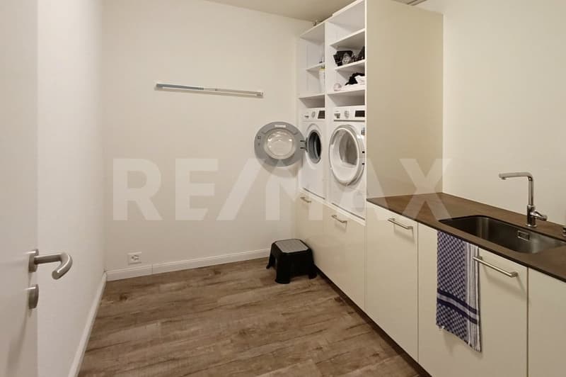 Attractive 3.5-room apartment, modern, sustainable, and perfectly located (8)