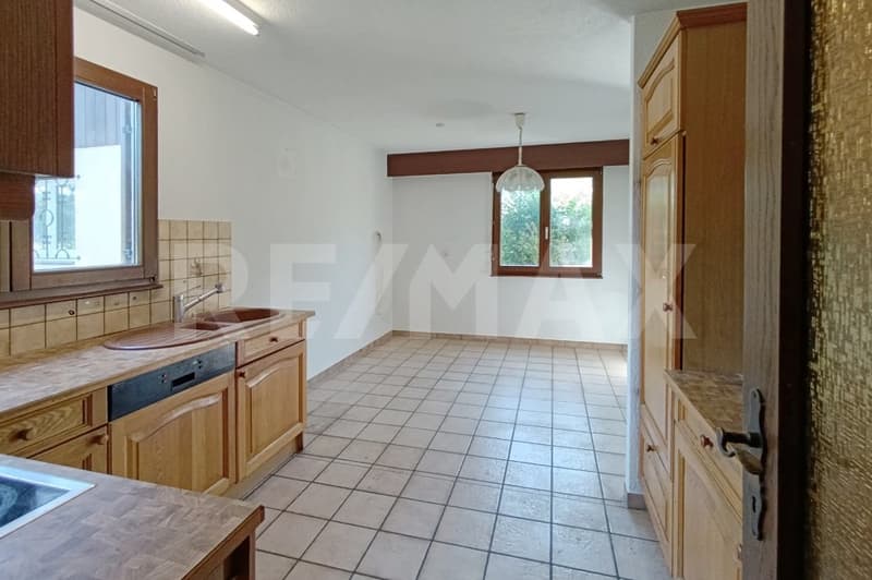 Single-family house with great potential in a well-connected location (4)