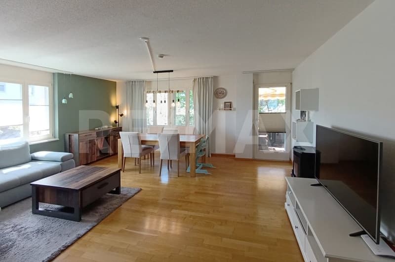 Familienfreundliche 4.5-Zimmer-Wohnung - ruhig im Grünen (1)