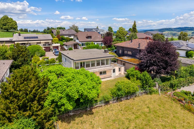 Tolles 5.5-Zimmer-Einfamilienhaus mit atemberaubender Aussicht (2)