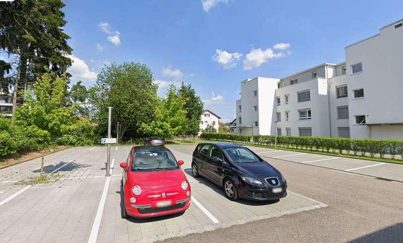 External parking spaces available in central location (3)