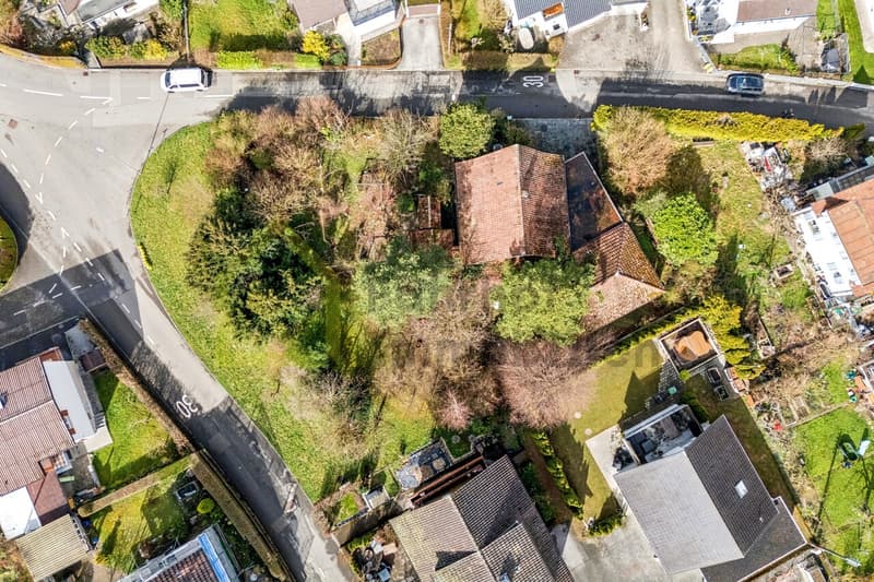 Grosses Liebhaberobjekt mit idyllischem Garten (5)